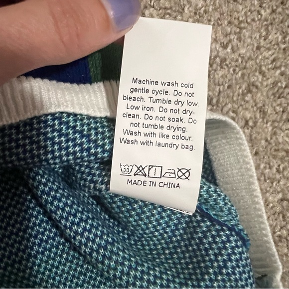 Women's Cap Sleeve Color Block Crop Top - Trendy Casual Knit Summer Sweater - Picture 4 of 5